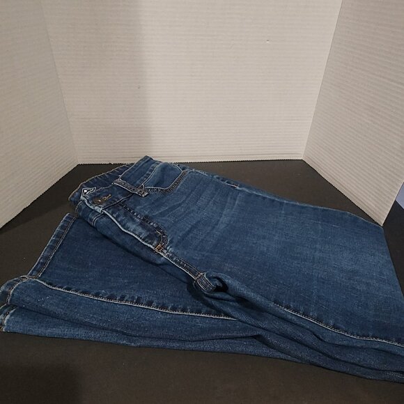 St John’s Bay Comfort Waist Straight Jean Women’s Size 6 Petite Medium Wash - Picture 2 of 7